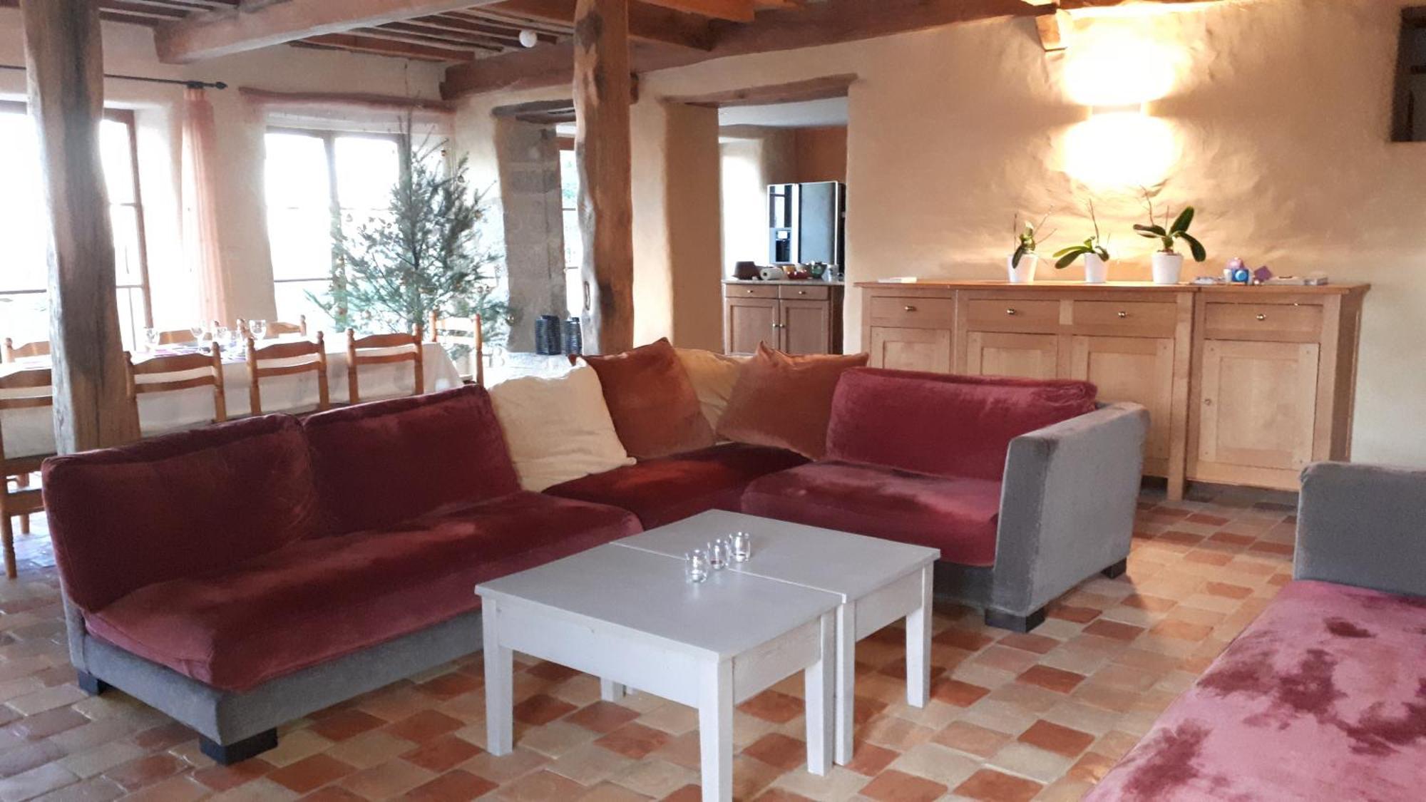 Domaine De Montvianeix Bed & Breakfast Saint-Victor-Montvianeix Exterior photo